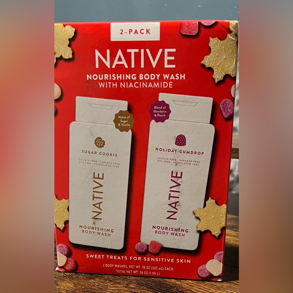 Native Holiday Limited Edition Sugar Cookie & Holiday Gumdrop Body Wash Bundle